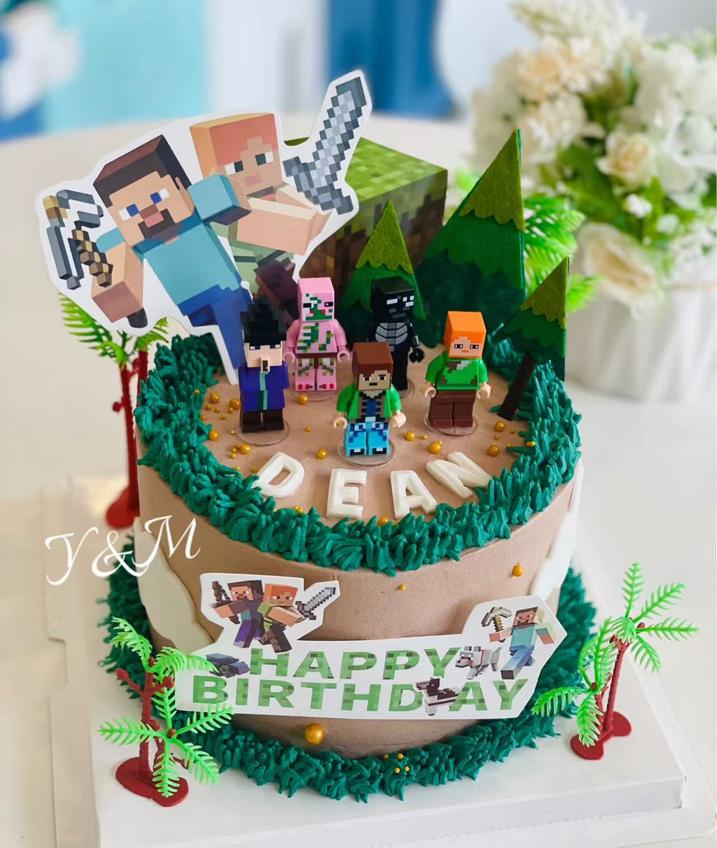 Designer Cake 主题定制蛋糕，Please call staff to order联系客服询价