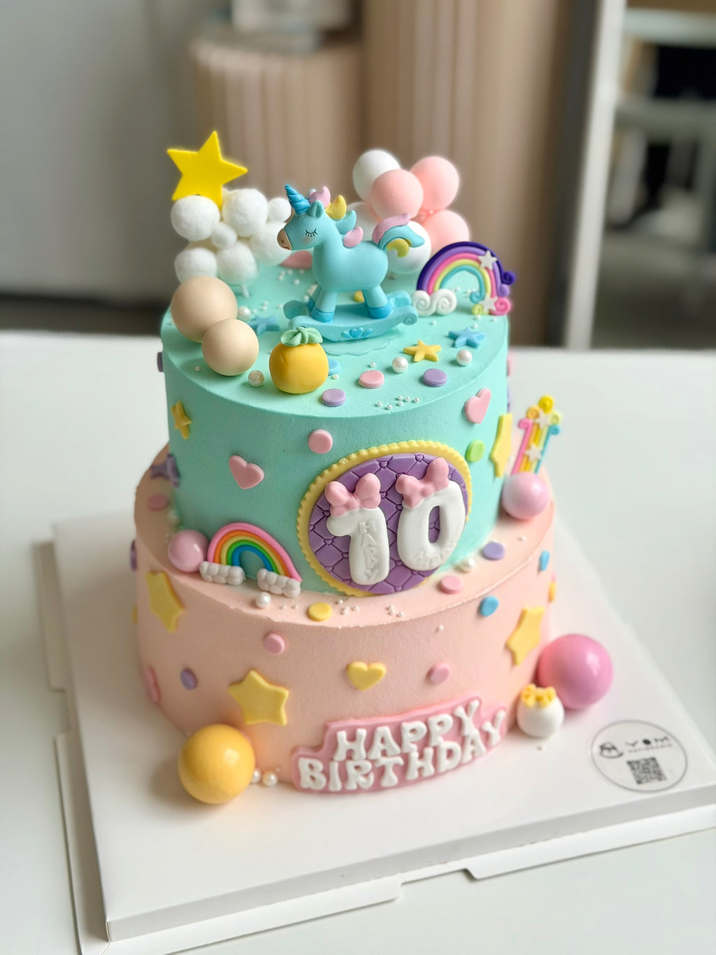 Designer Cake 主题定制蛋糕，Please call staff to order联系客服询价