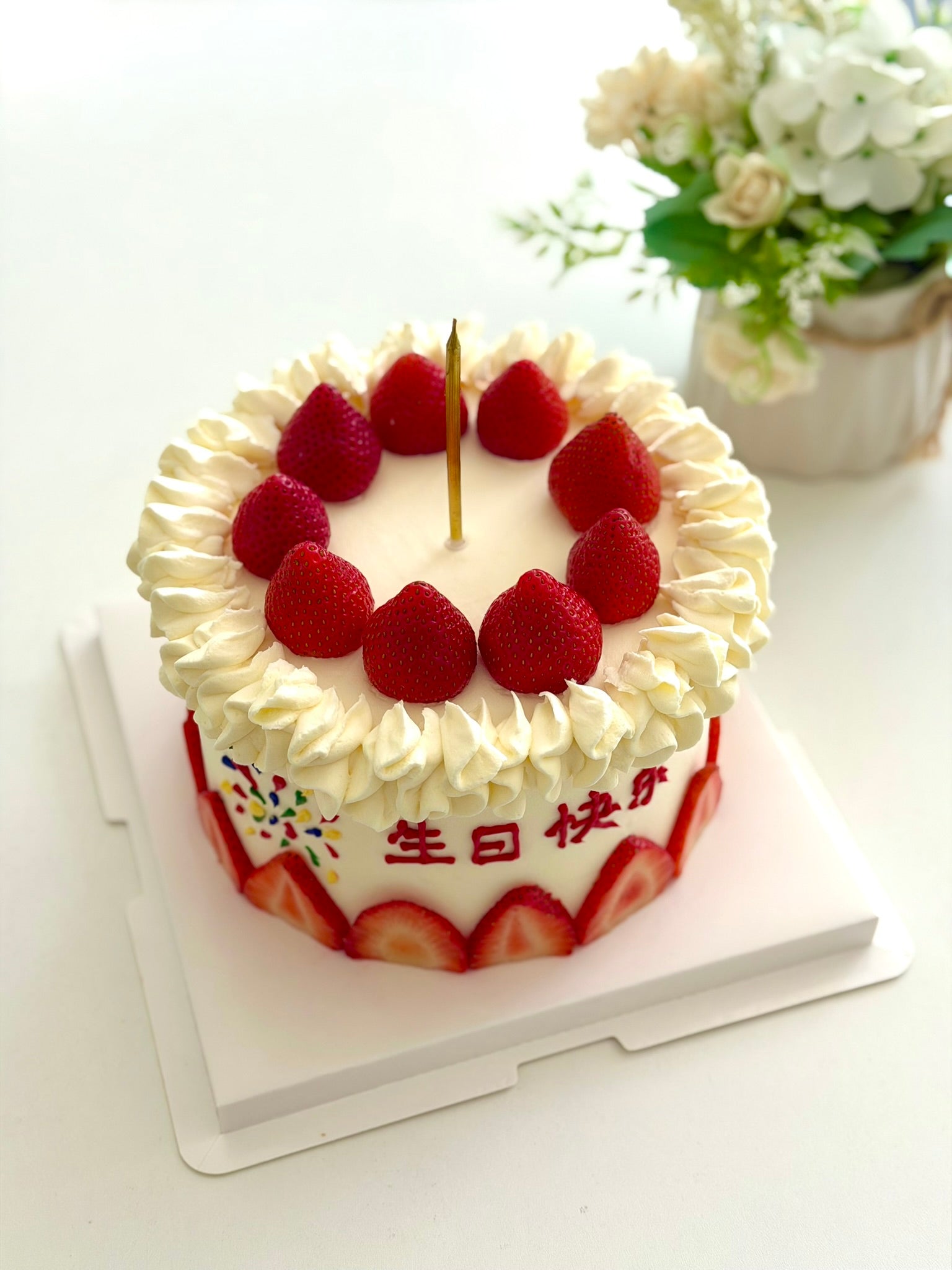Designer Cake 主题定制蛋糕，Please call staff to order联系客服询价