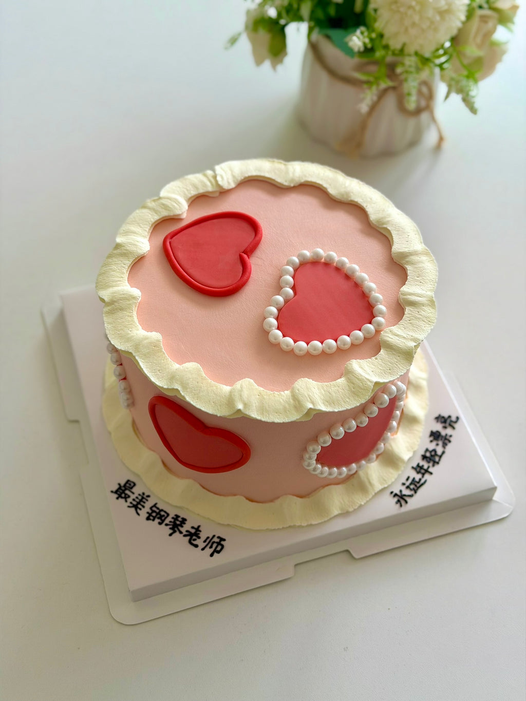 Designer Cake 主题定制蛋糕，Please call staff to order联系客服询价
