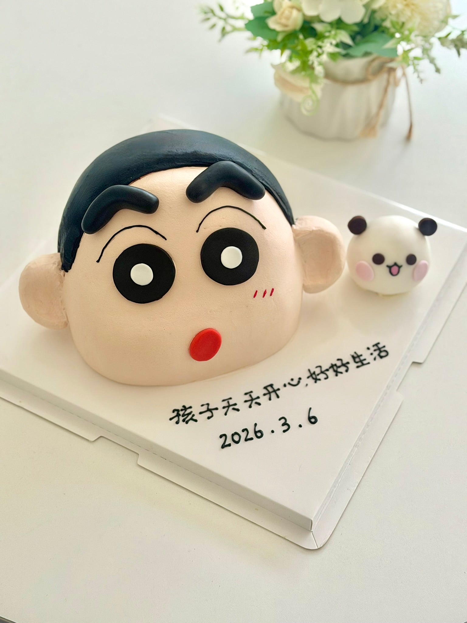 Designer Cake 主题定制蛋糕，Please call staff to order联系客服询价