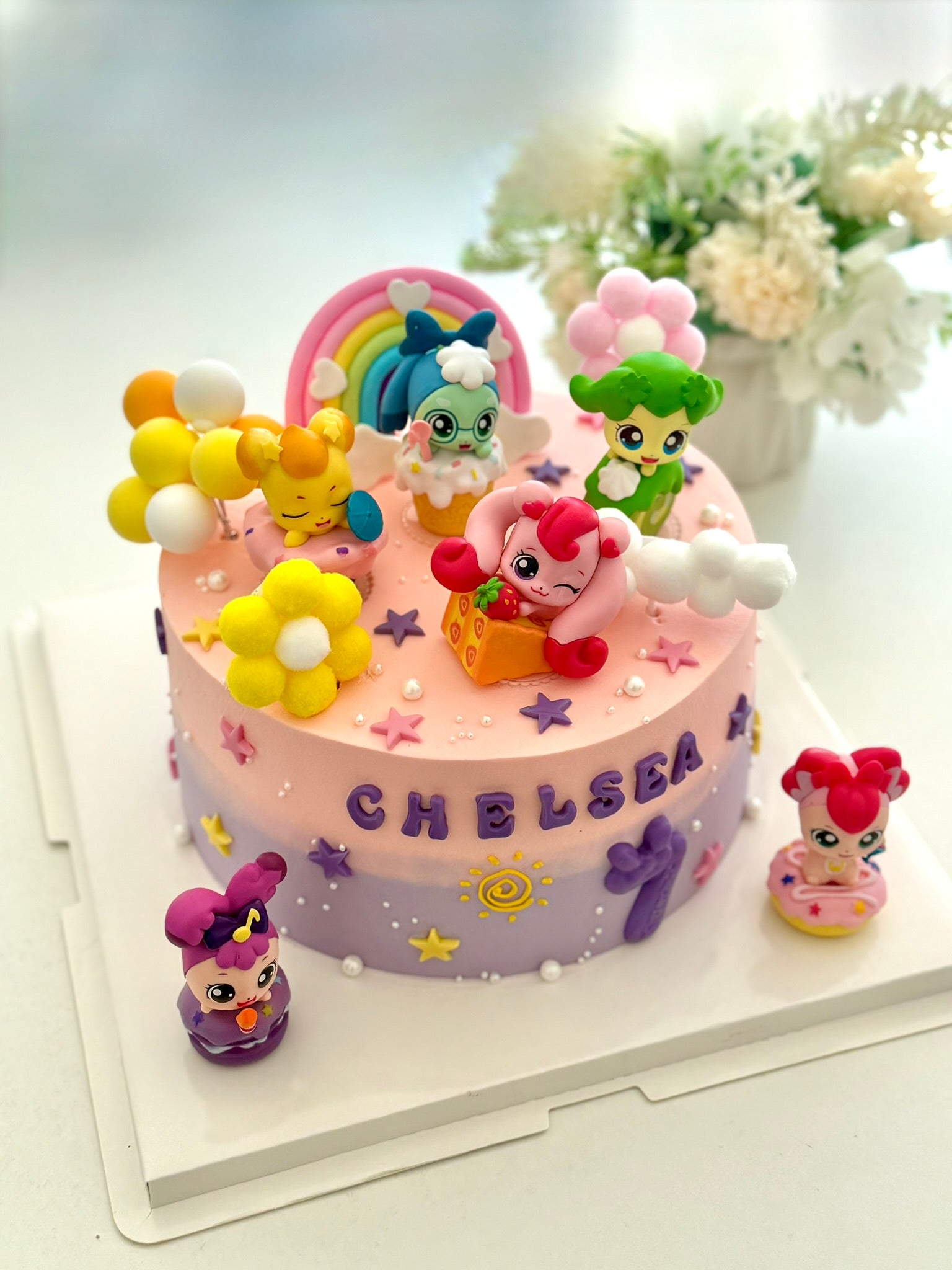 Designer Cake 主题定制蛋糕，Please call staff to order联系客服询价