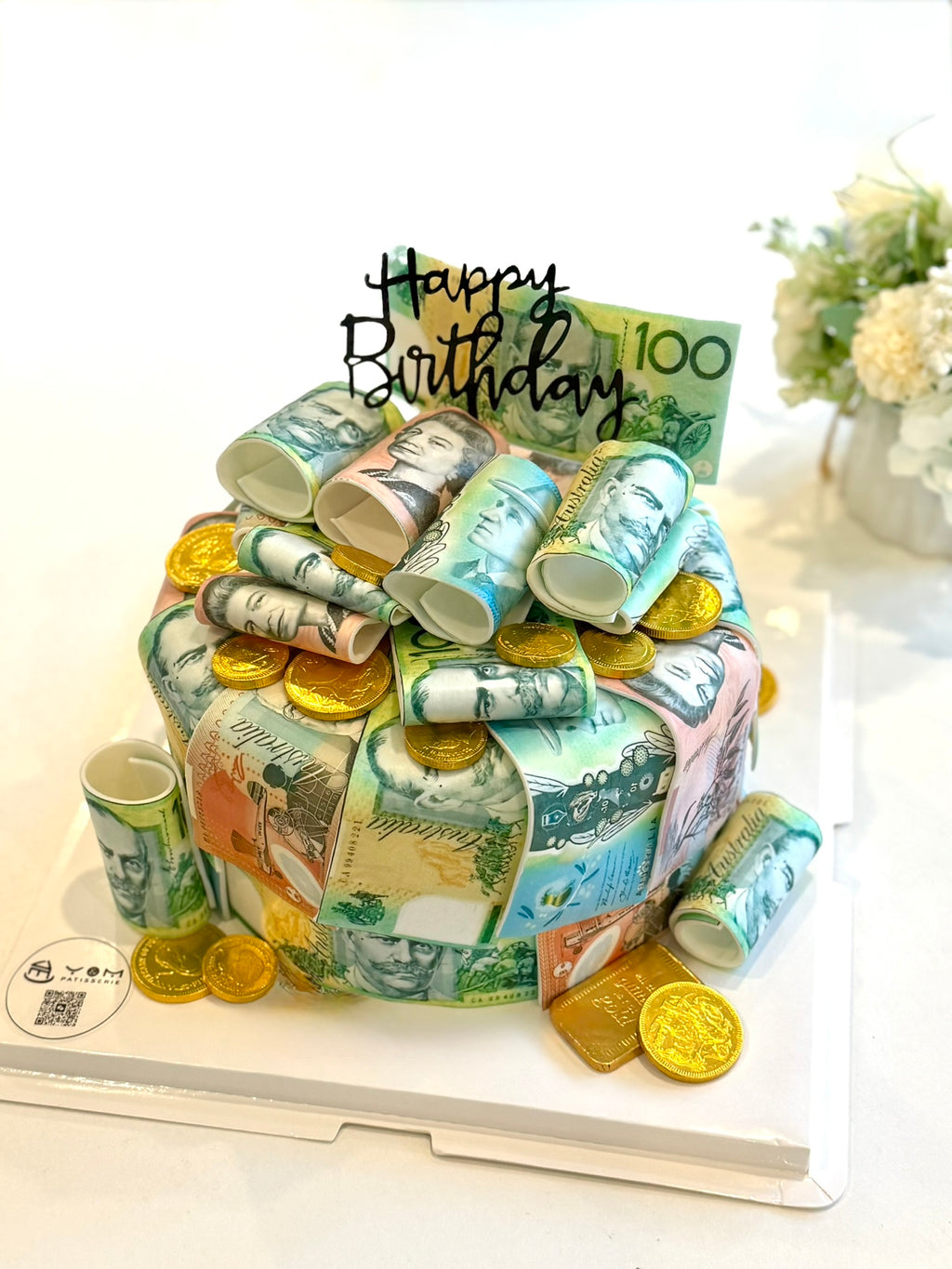 Designer Cake 主题定制蛋糕，Please call staff to order联系客服询价