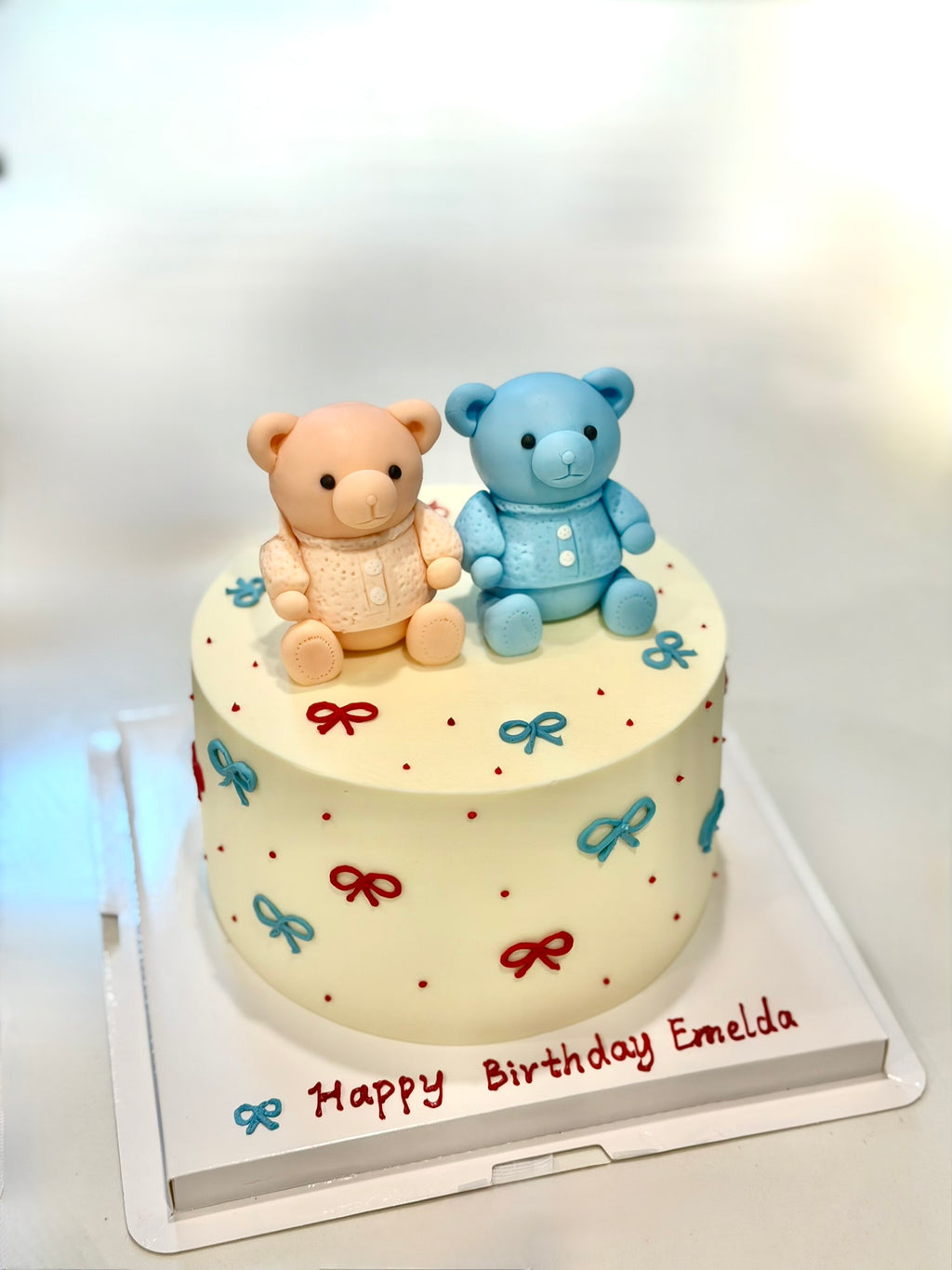 Designer Cake 主题定制蛋糕，Please call staff to order联系客服询价