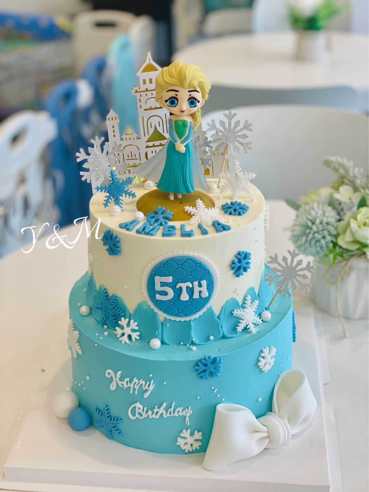 Designer Cake 主题定制蛋糕，Please call staff to order联系客服询价