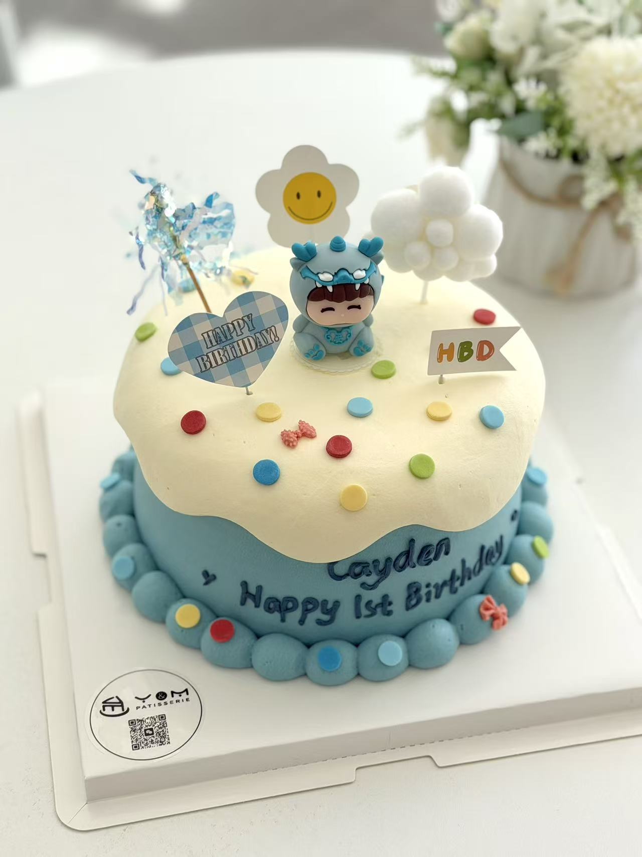 Designer Cake 主题定制蛋糕，Please call staff to order联系客服询价