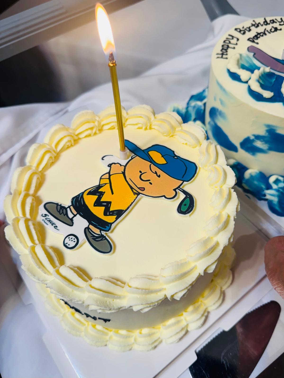 Designer Cake 主题定制蛋糕，Please call staff to order联系客服询价